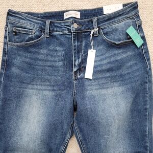 Maurices KanCan Essentials High Rise Slim Straight Jean Size 32 Short NWT